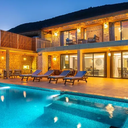 Water Edge 2 Villa *