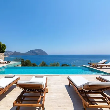 Villa Water Edge 2