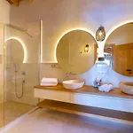 Villa Water Edge 2